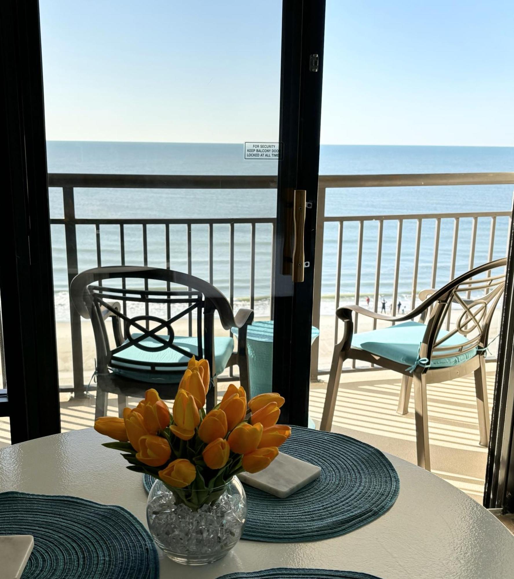 Sea La Vie Oceanfront Studio Миртл-Бич Экстерьер фото